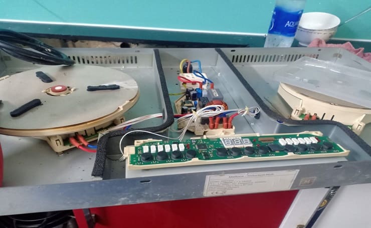 Chính sách bảo hành sau khi sửa bếp từ Aeg bảo vệ quyền lợi cho khách hàng