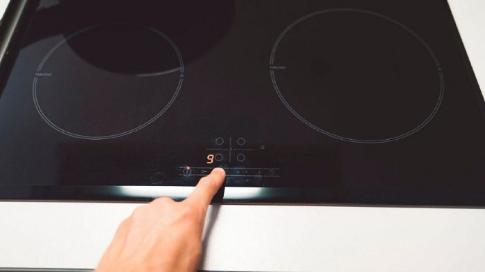 Bếp từ bị lỗi không điều khiển được bàn phím